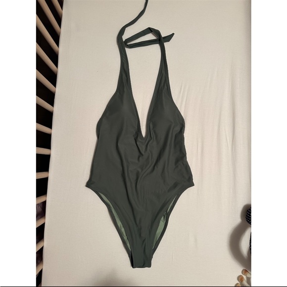 Aerie bathing suit - Picture 1 of 5